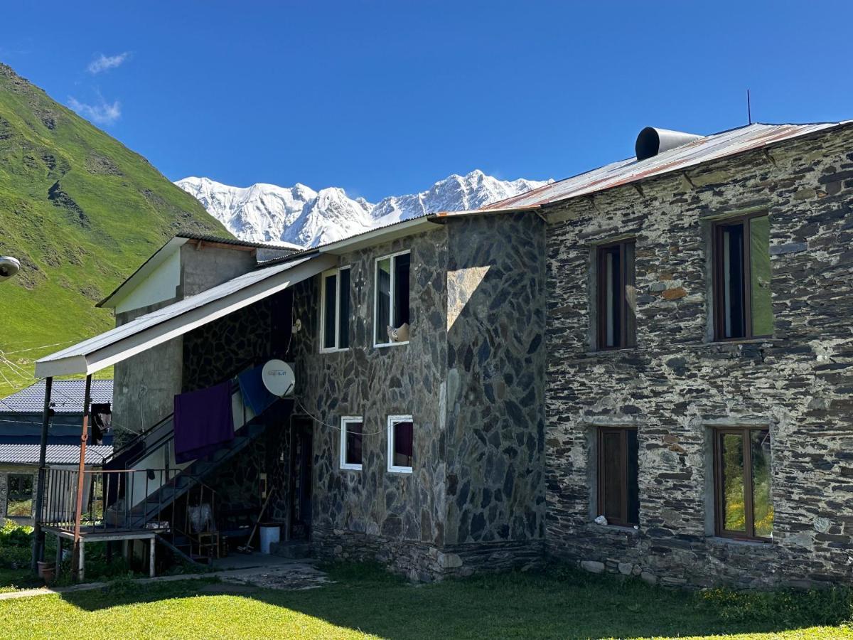 Guesthouse Angelina Ushguli Exterior foto